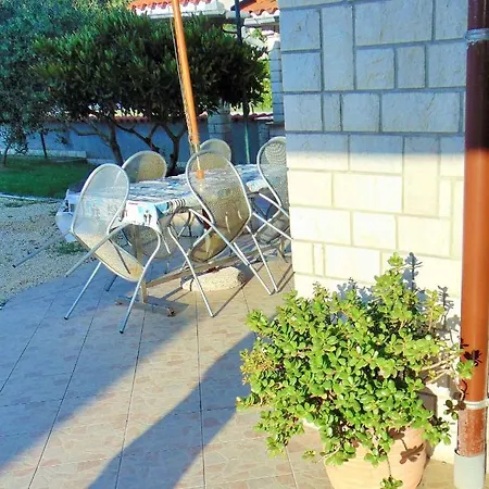 In 34570 Apartman